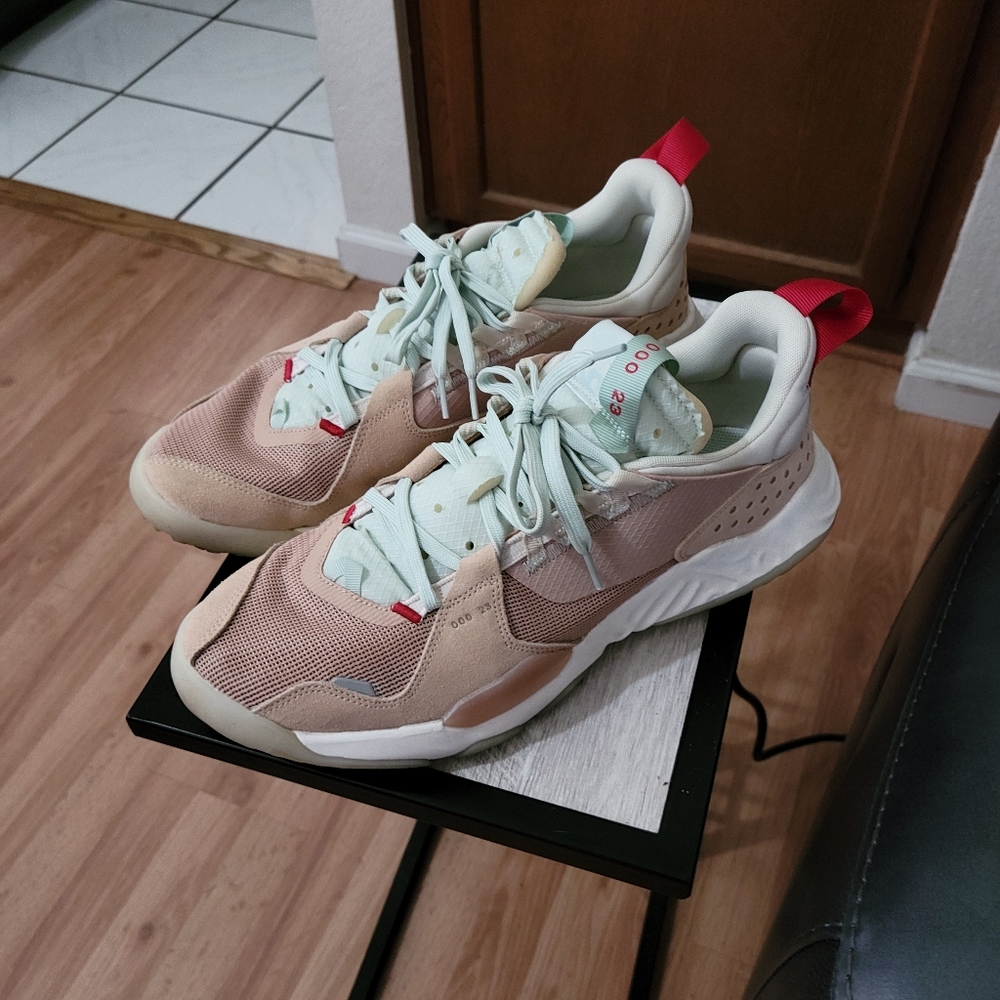 Jordan Delta SP Size 12